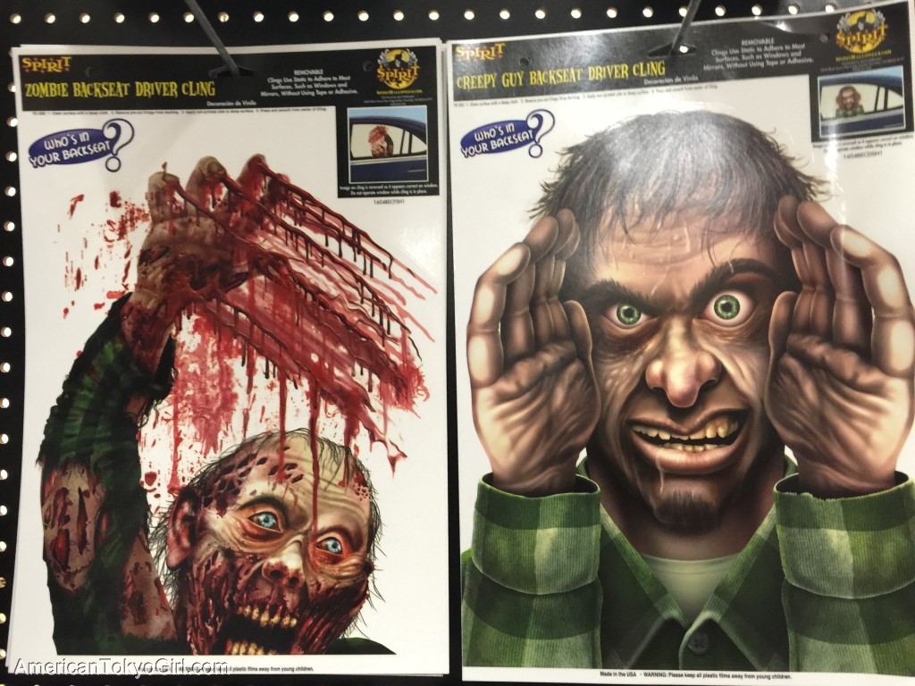 ハロウィングッズ-車窓をのぞくゾンビ