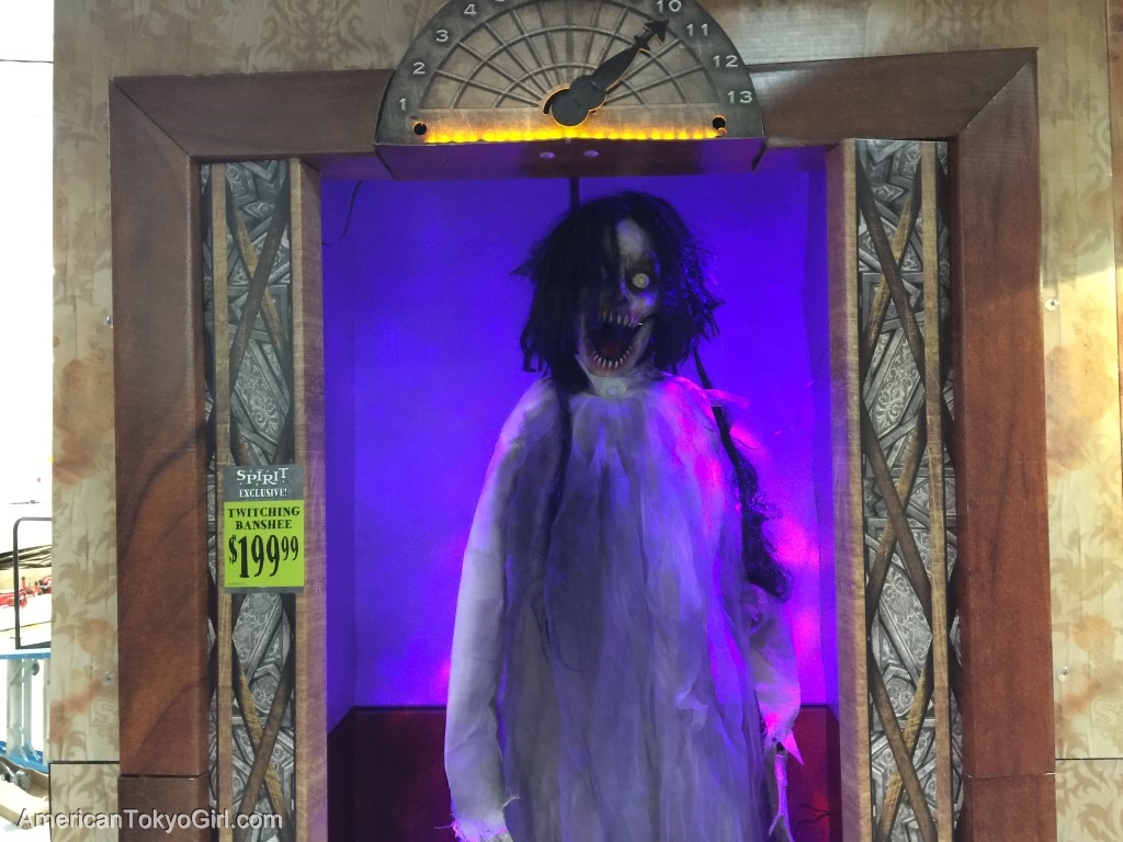 ハロウィングッズ-エレベーターで叫ぶ女の幽霊