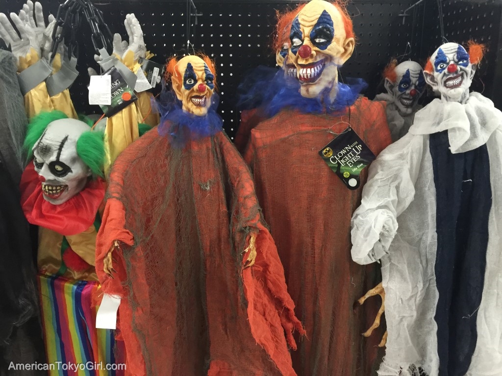 ハロウィングッズ-ぶら下がるピエロ