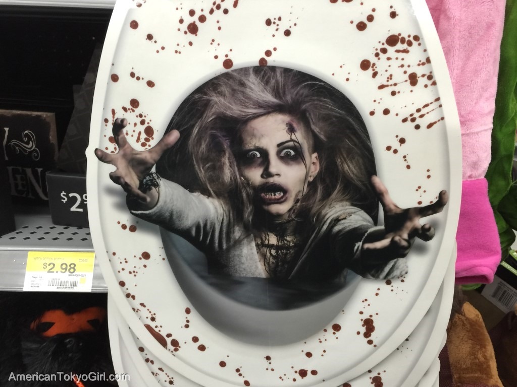 halloween-walmart-ハロウィン飾り-トイレの少女