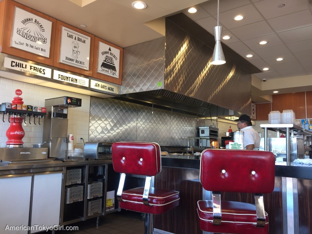 アメリカハンバーガーチェーン店-johnny-rockets