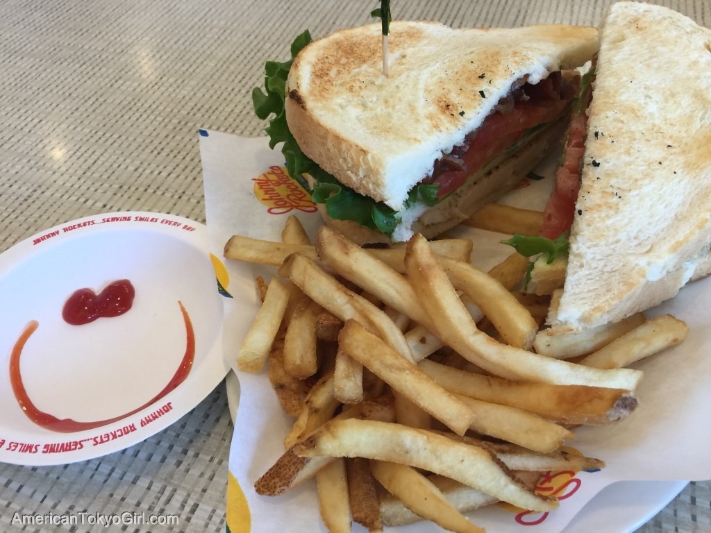 アメリカハンバーガーチェーン店-johnny-rockets