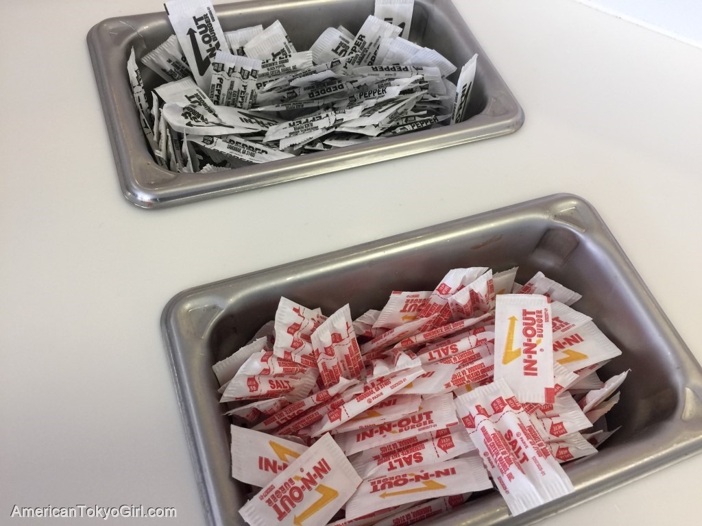 人気ハンバーガー-in-n-out-インアンドアウト