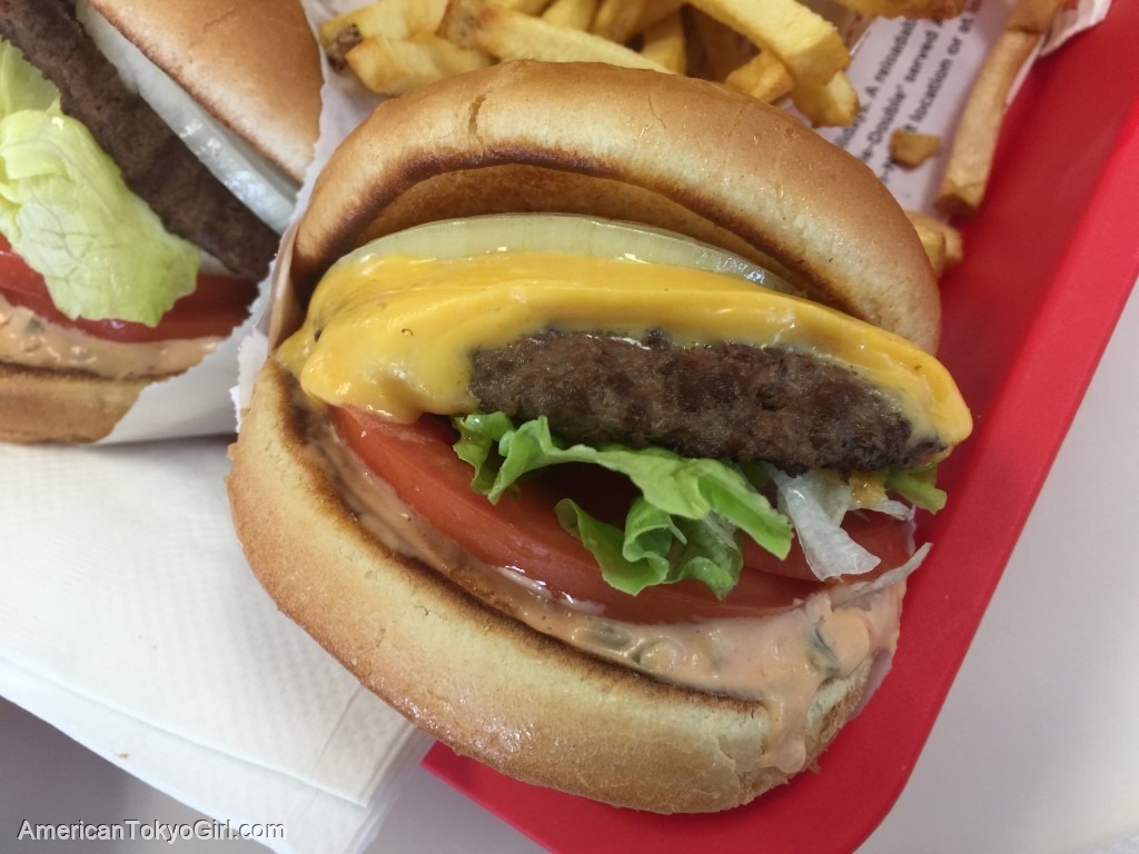 人気ハンバーガー-in-n-out-インアンドアウト