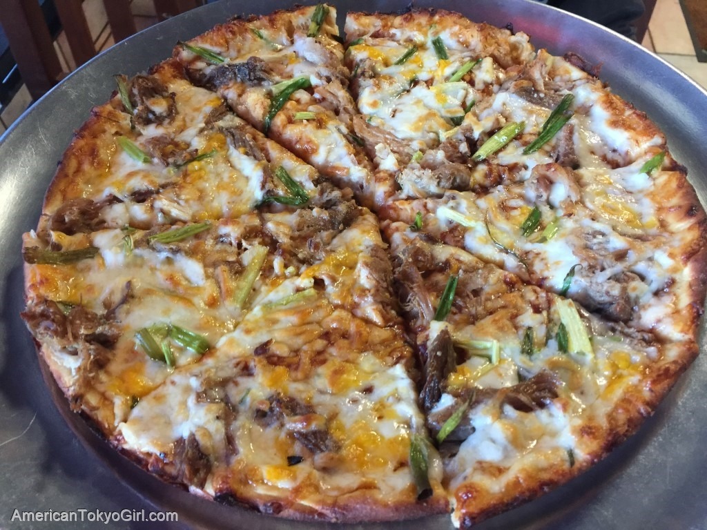 ハワイ料理食べるべき-名物カルアポーク-ビッグカフナピザ