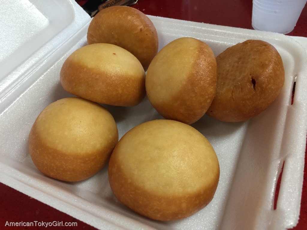 ハワイで人気の食べ物を揚げるビックリ店-ホノルルキッチン-揚げマナプア