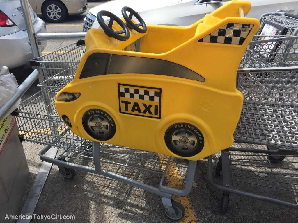 日本と違いすぎるアメリカスーパーのカート事情-子供用カート-幼児カート-タクシー
