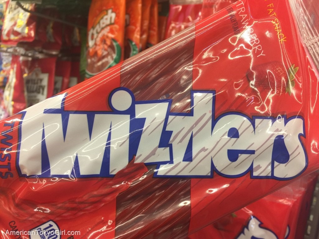 アメリカ100円ショップのおすすめアメリカお菓子-twizzlers