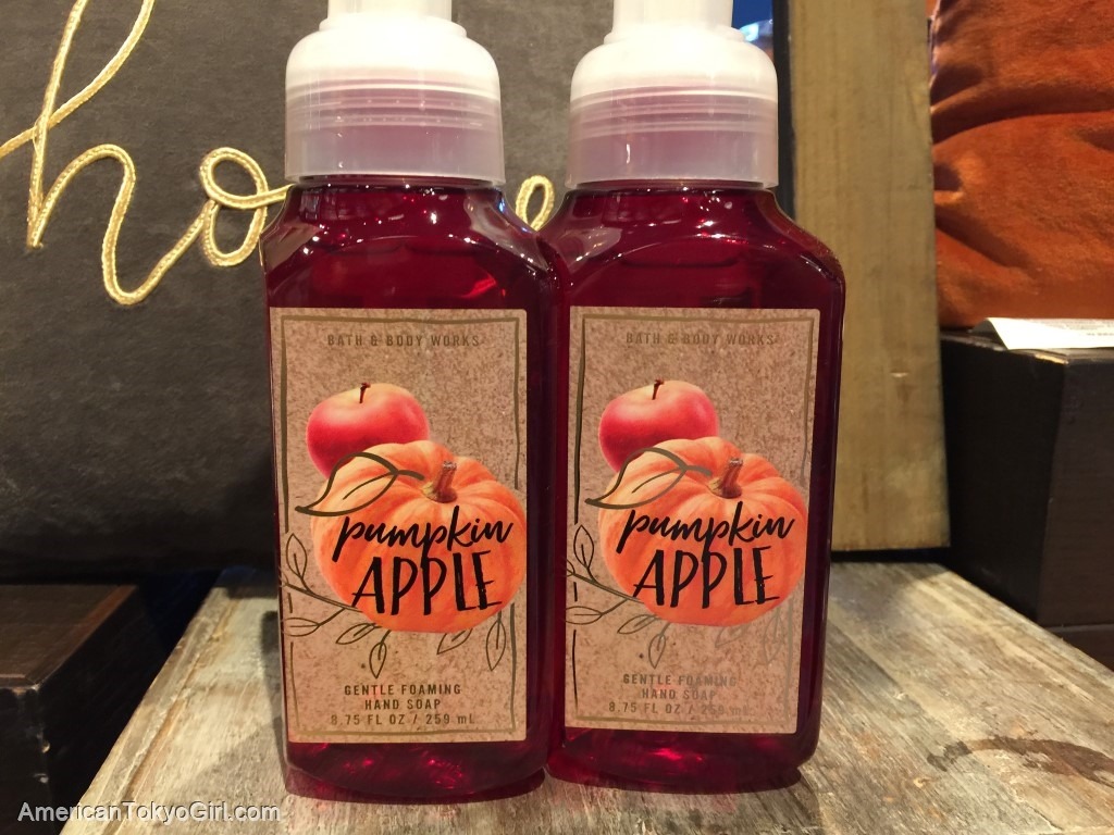 本場アメリカの本気ハロウィンで楽しむべき6のこと-ハロウィン限定ストアー-バスボディワークス-bathbodayworks-パンプキンアップルハンドソープ
