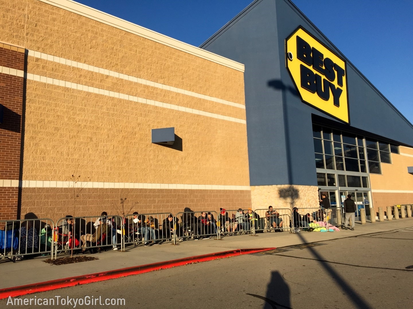 アメリカブラックフライデーのおすすめ-見るべきサイト-ベストバイ列