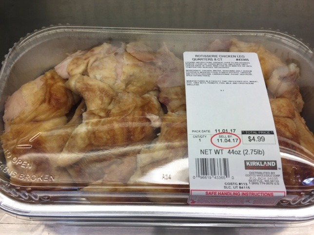 コストコ肉-アメリカの巨大肉-ロティサリーチキンレッグ