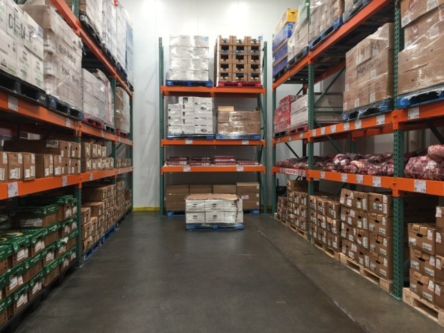 コストコ肉-アメリカの巨大肉-巨大冷蔵庫