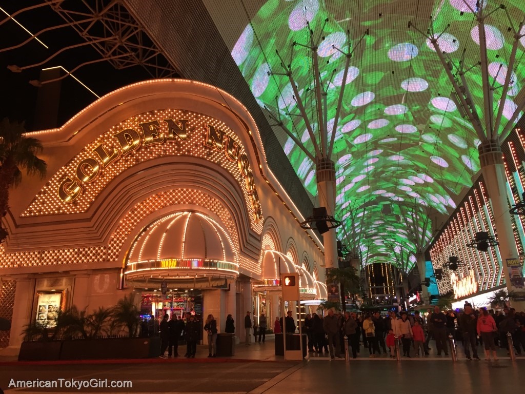 ラスベガス-ゴールデンナゲッツ-ホテル-外観-ラスベガス夜-ダウンタウン-フリーモントストリート