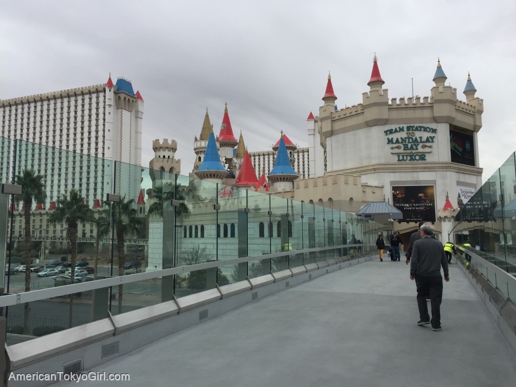 ラスベガス-エクスカリバー-ホテル-外観